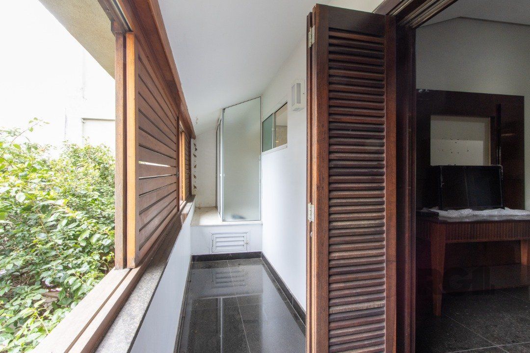 Casa, 4 quartos, 360 m² - Foto 57