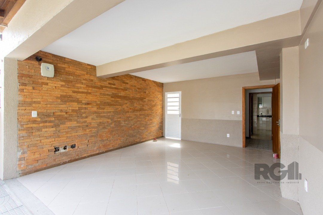 Casa à venda com 4 quartos, 256m² - Foto 3