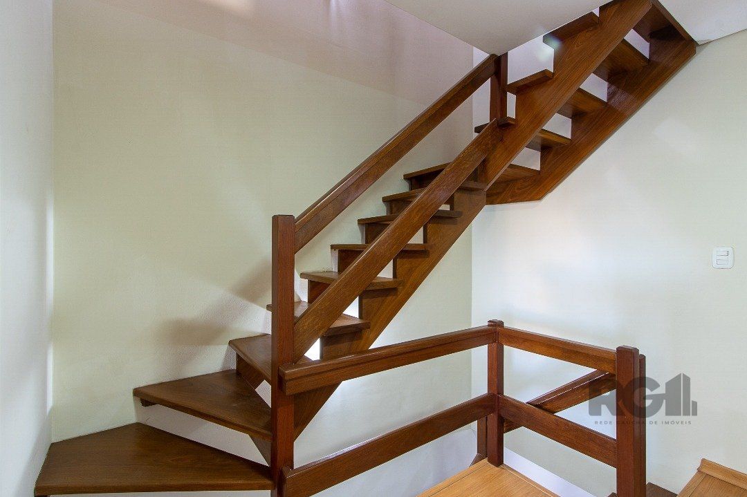 Casa à venda com 5 quartos, 300m² - Foto 42