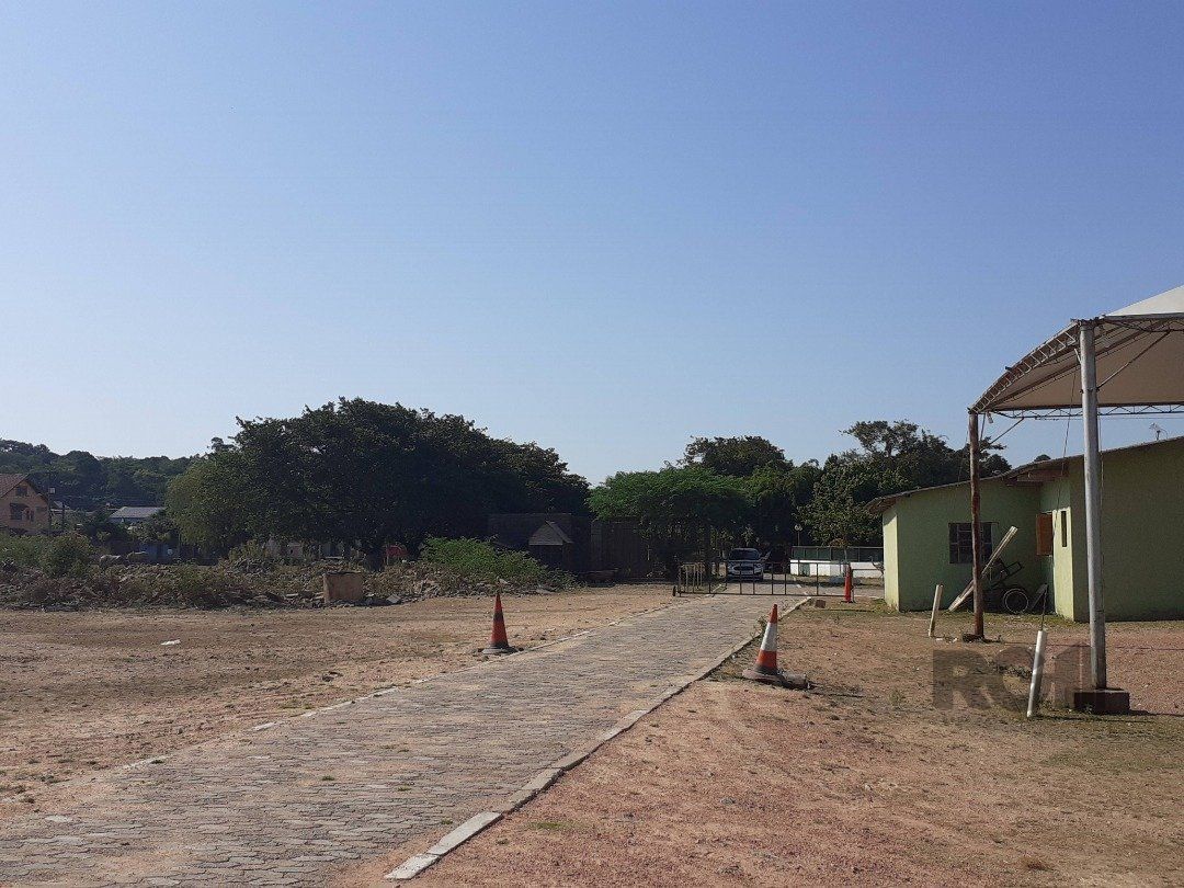 Sítio à venda com 2 quartos, 10000m² - Foto 16