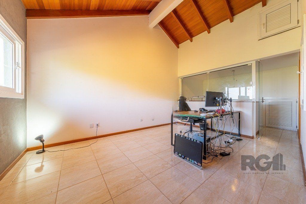 Casa à venda com 3 quartos, 236m² - Foto 26