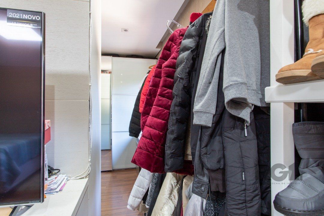 Casa de Condomínio à venda com 4 quartos, 226m² - Foto 31