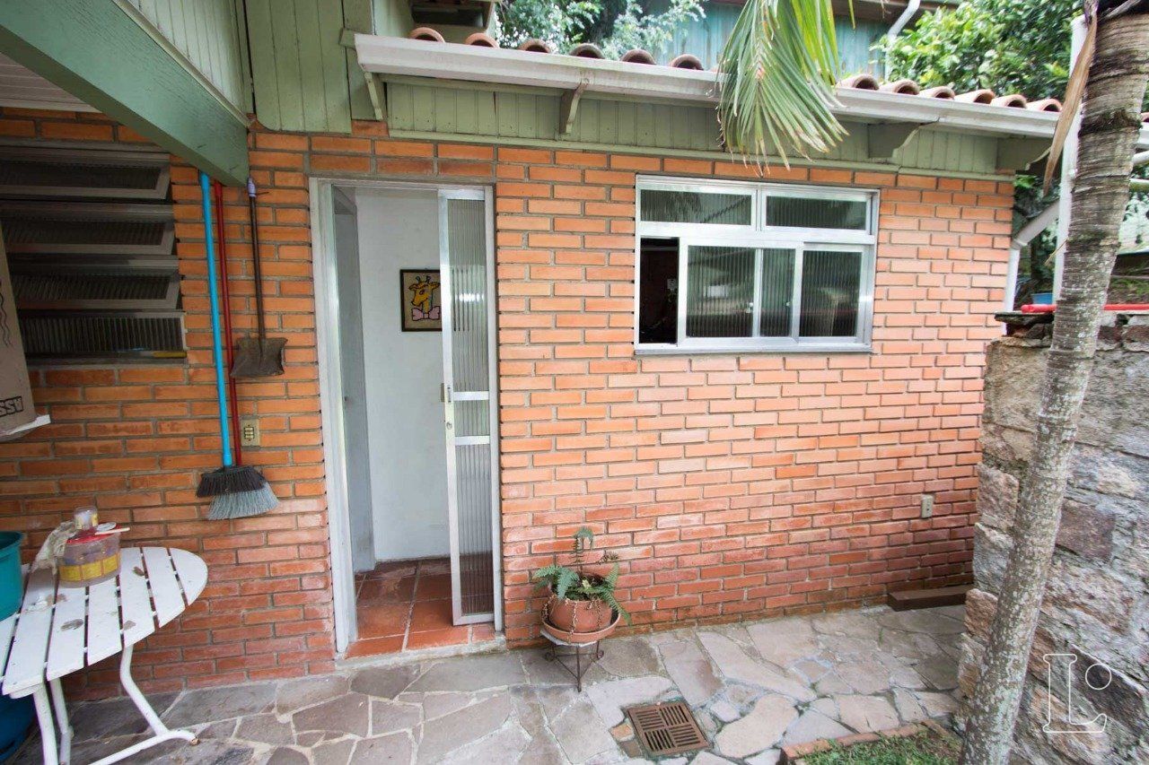 Casa à venda com 4 quartos, 416m² - Foto 25