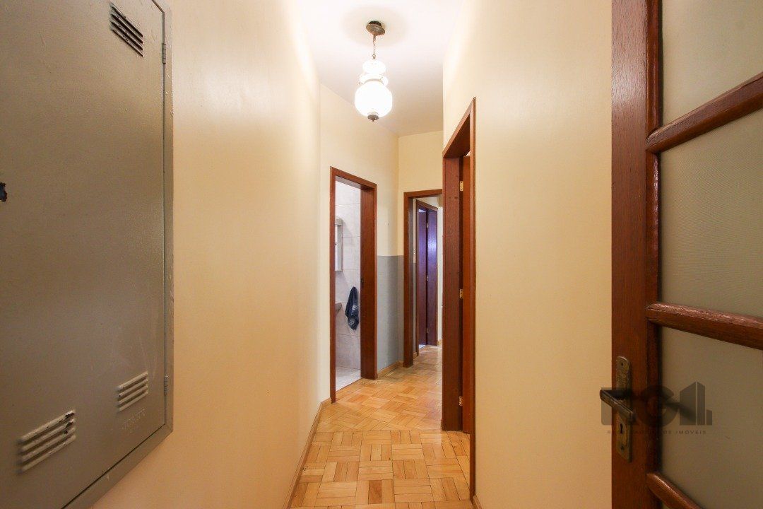 Casa à venda com 3 quartos, 302m² - Foto 37