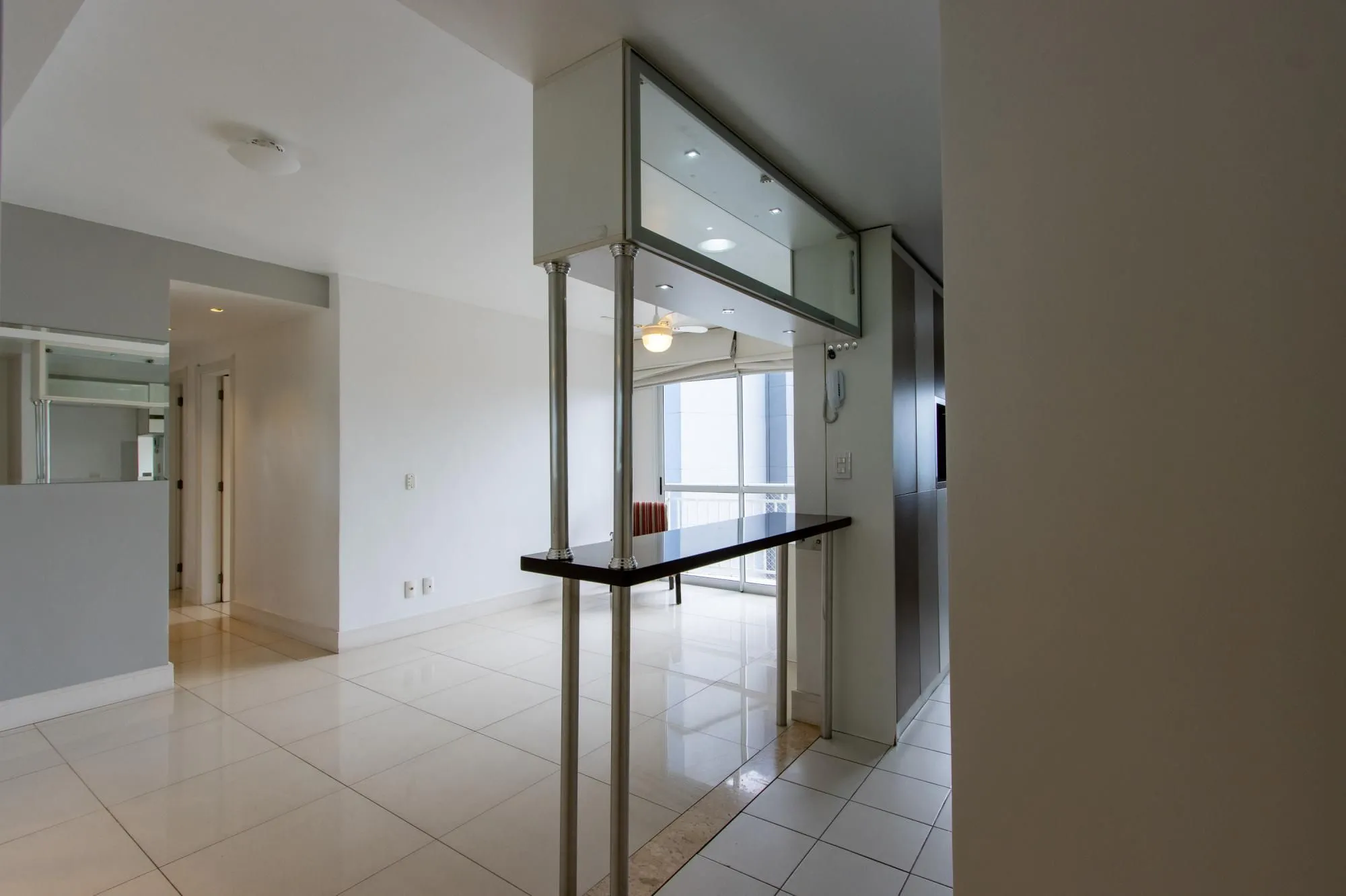 Apartamento, 2 dormitórios no bairro Cristal em Porto Alegre para Comprar