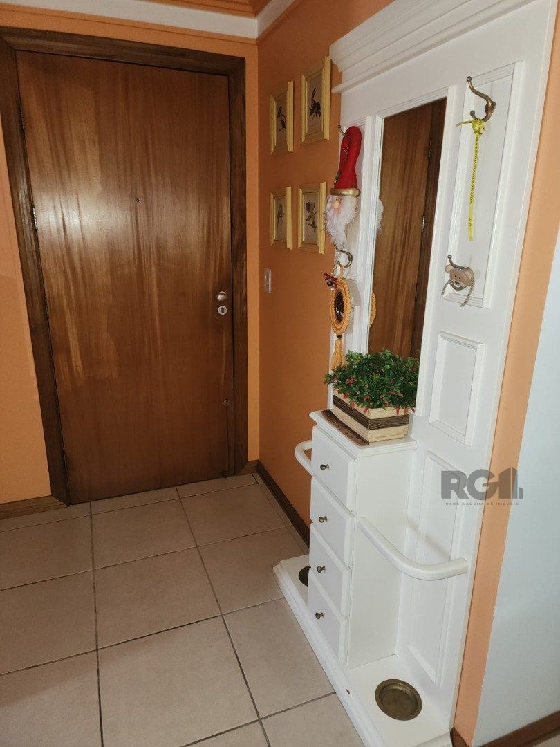 Apartamento à venda com 3 quartos, 145m² - Foto 7