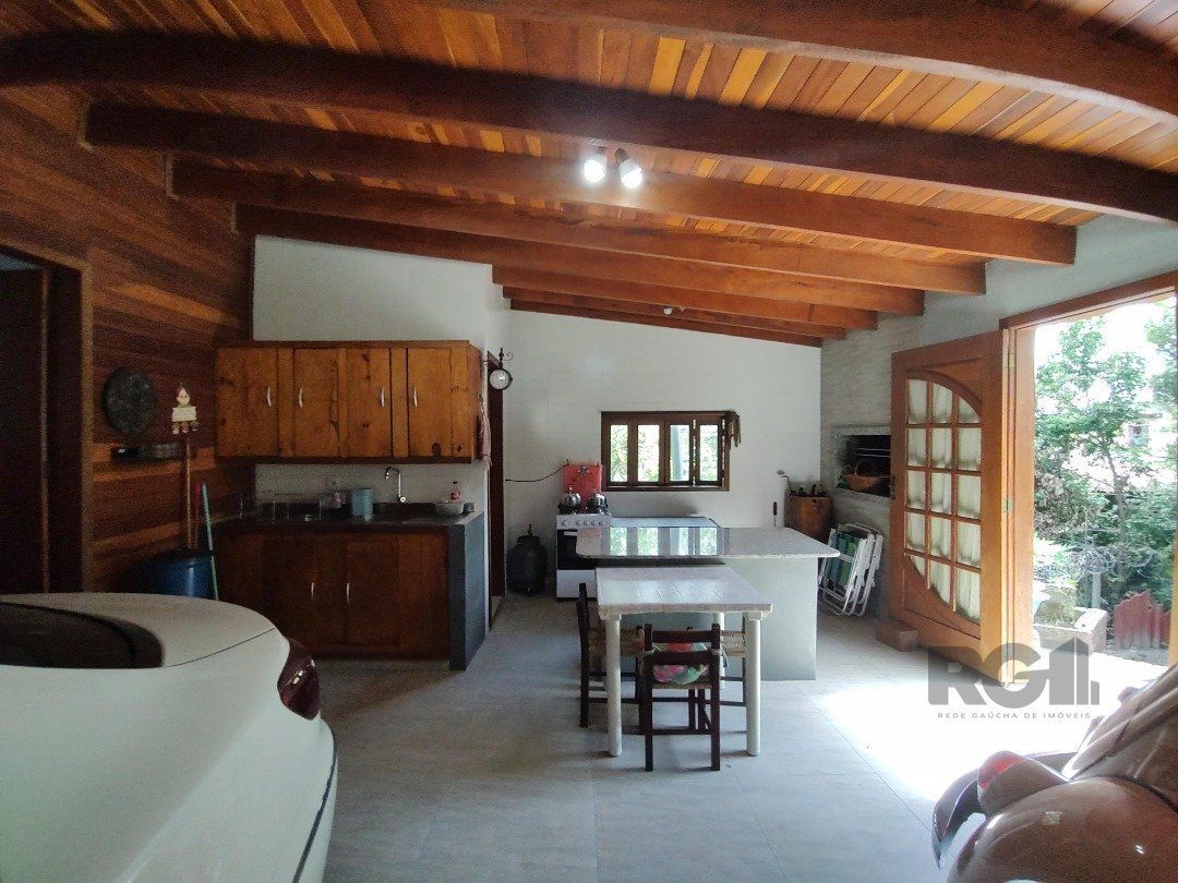 Casa à venda com 4 quartos, 111m² - Foto 13