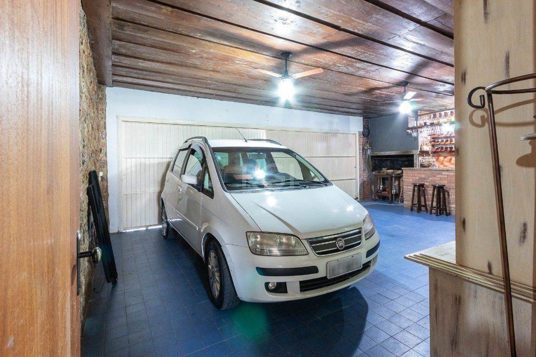 Casa à venda com 3 quartos, 250m² - Foto 32