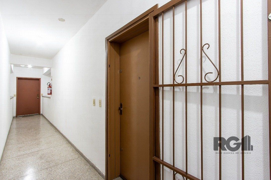 Apartamento à venda com 2 quartos, 61m² - Foto 20