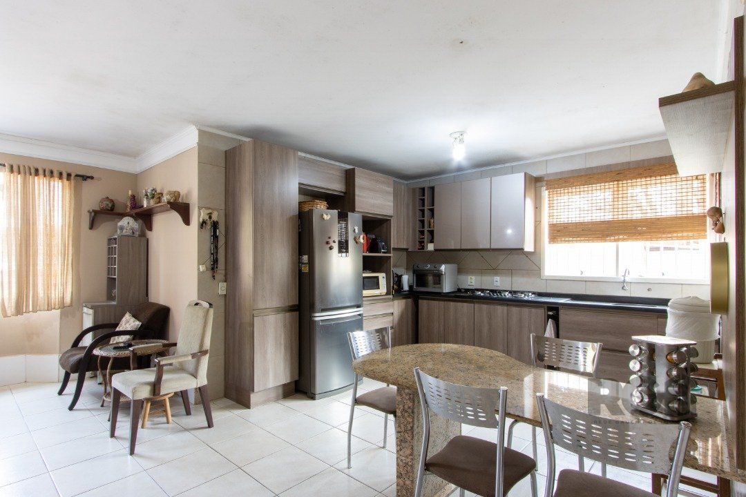 Casa à venda com 6 quartos, 288m² - Foto 13