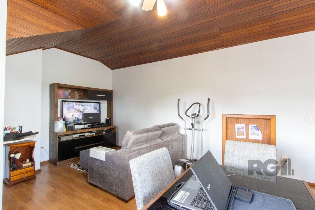 Casa de Condomínio à venda com 3 quartos, 225m² - Foto 48