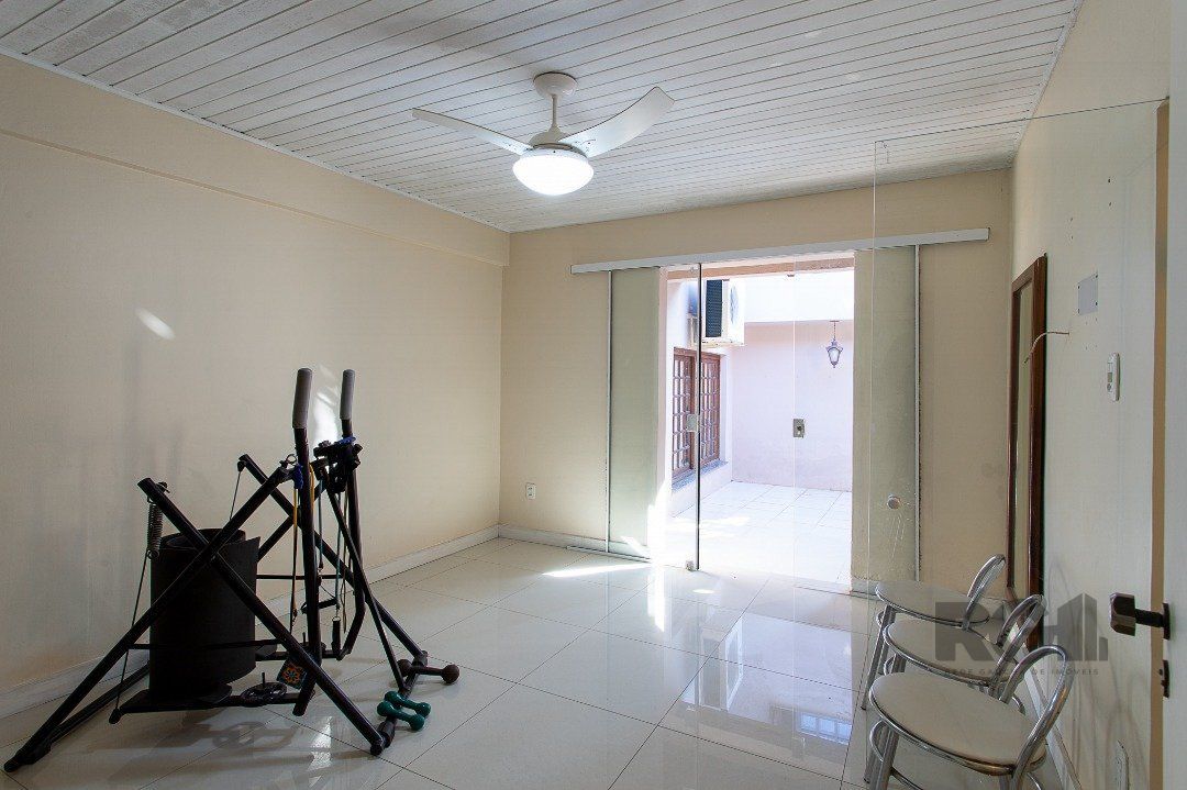 Casa, 3 quartos, 249 m² - Foto 26