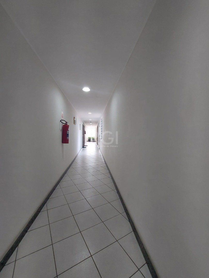 Conjunto Comercial-Sala à venda com 1 quarto, 26m² - Foto 8