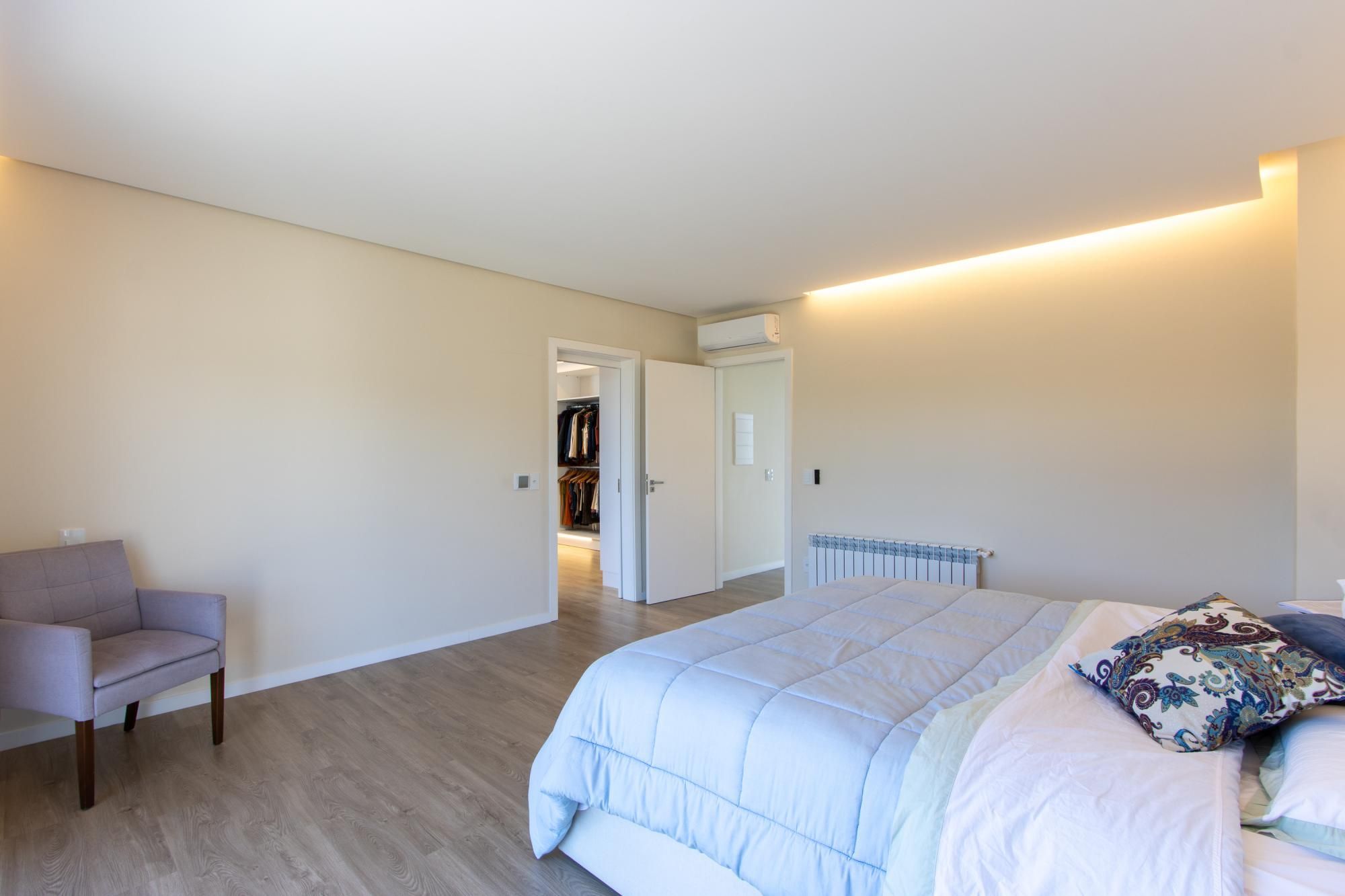 Casa de Condomínio à venda com 5 quartos, 318m² - Foto 43