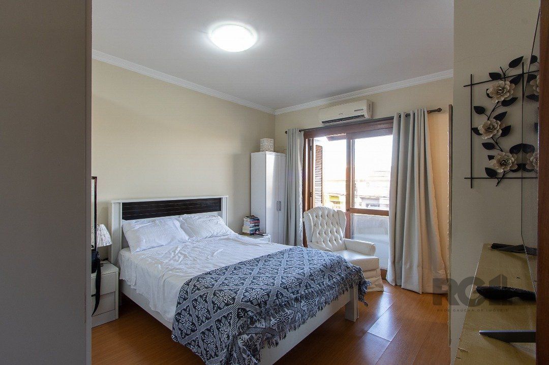 Casa à venda com 5 quartos, 300m² - Foto 36