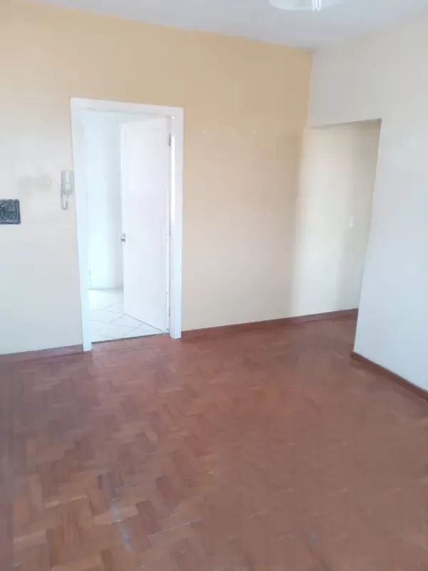 Apartamento com 3 dormitórios, em Pelotas