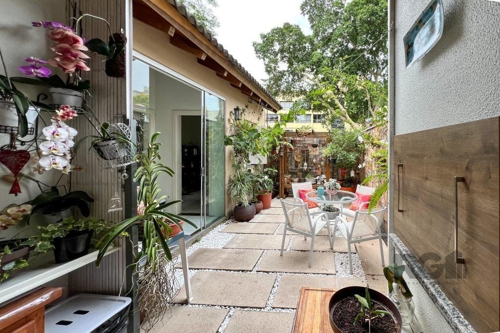 Casa de Condomínio à venda com 3 quartos, 224m² - Foto 8