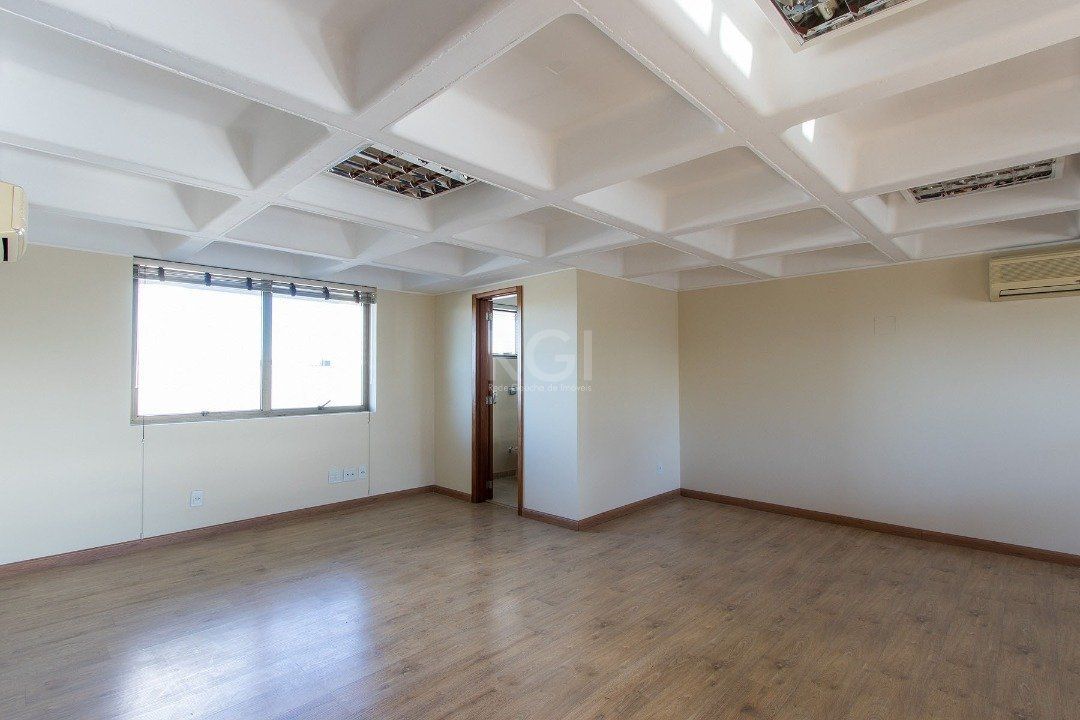 Conjunto Comercial-Sala à venda com 3 quartos, 225m² - Foto 24