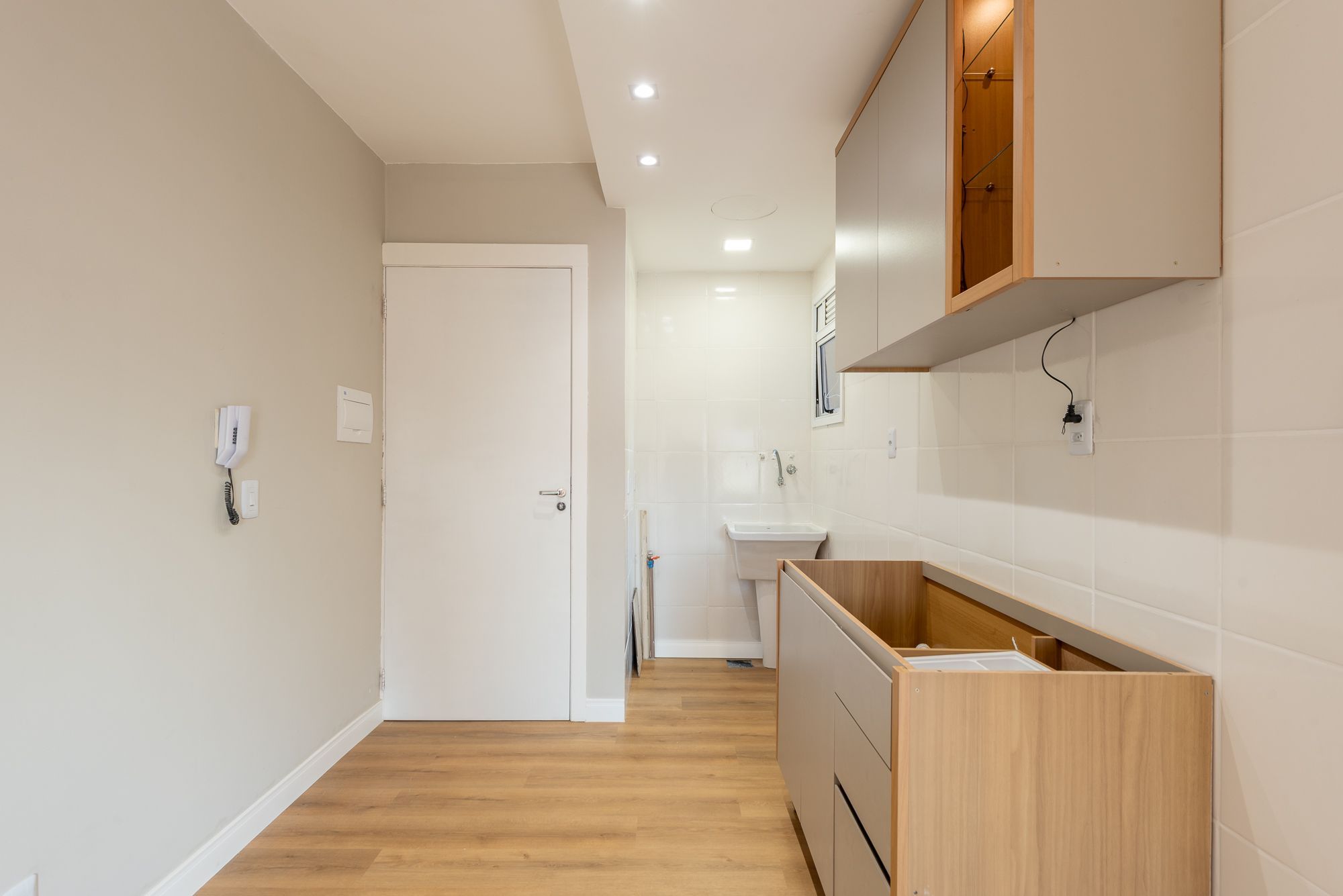 Apartamento à venda com 2 quartos, 54m² - Foto 11