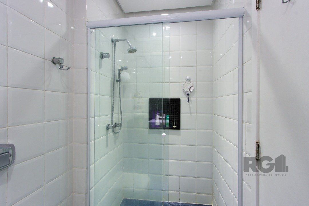 Casa de Condomínio à venda com 3 quartos, 222m² - Foto 27