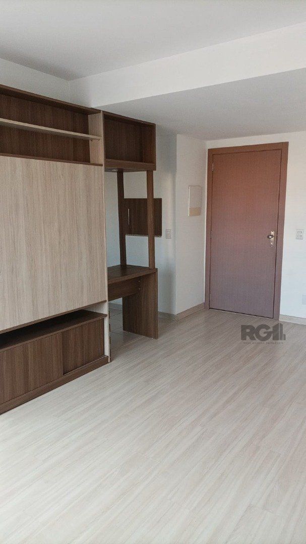 Apartamento à venda com 2 quartos, 61m² - Foto 5