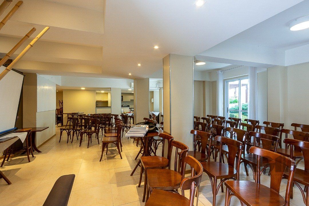 Apartamento à venda com 2 quartos, 57m² - Foto 40