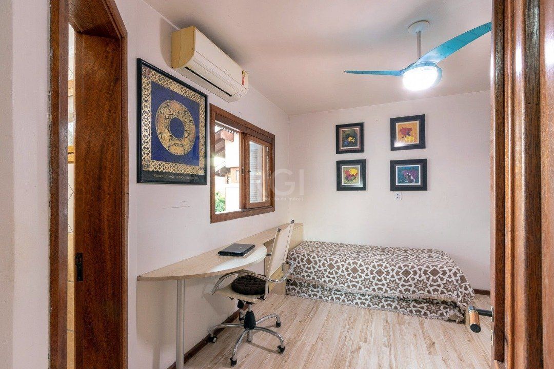 Casa de Condomínio à venda com 3 quartos, 233m² - Foto 33