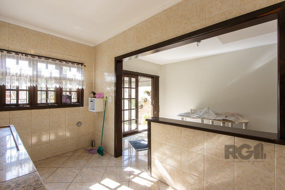 Casa à venda com 3 quartos, 202m² - Foto 13