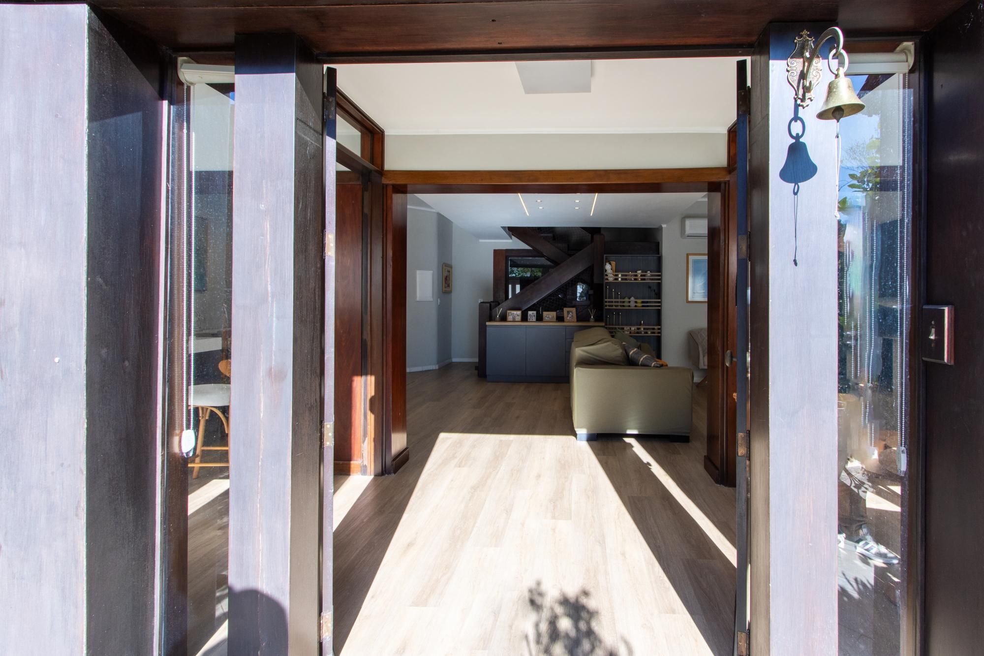 Casa de Condomínio à venda com 3 quartos, 421m² - Foto 7