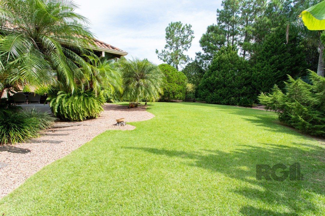 Casa de Condomínio à venda com 3 quartos, 330m² - Foto 63