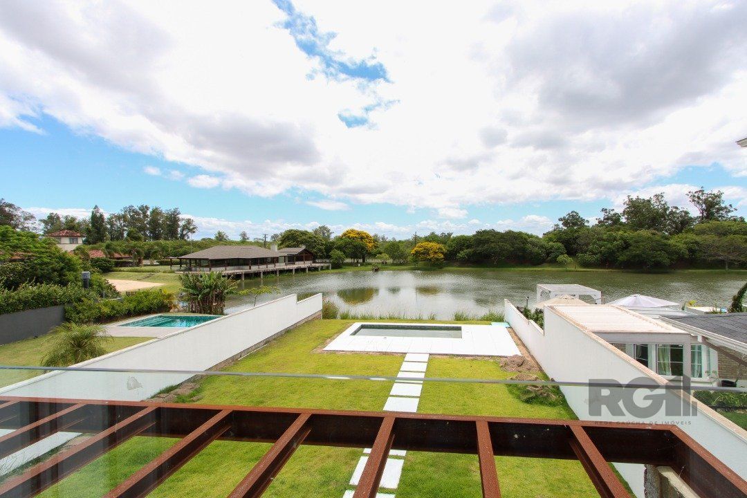 Casa de Condomínio à venda com 4 quartos, 300m² - Foto 40
