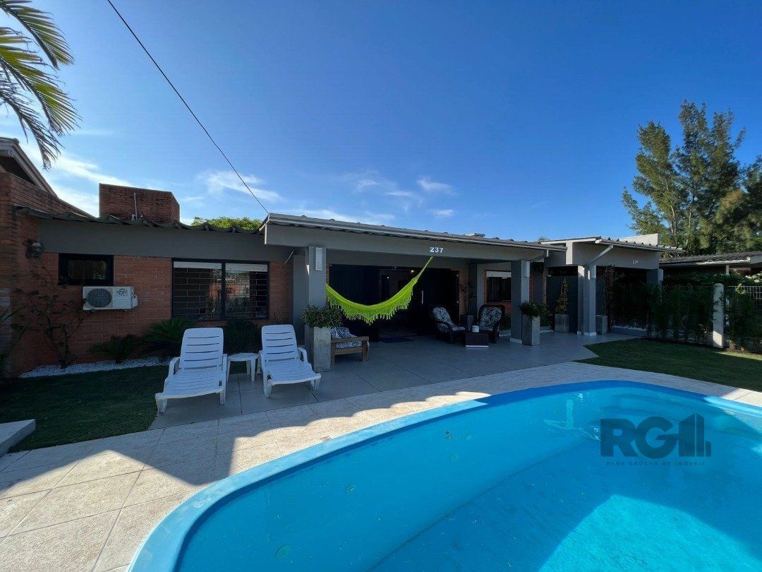 Casa, 5 quartos, 240 m² - Foto 4