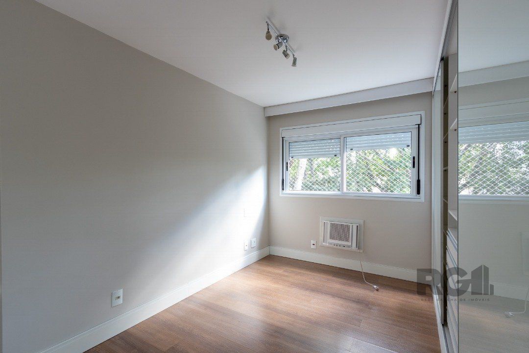 Apartamento à venda com 2 quartos, 65m² - Foto 19