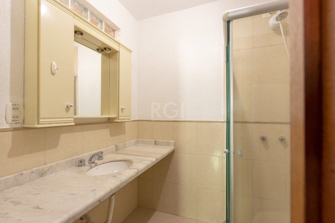Casa à venda com 3 quartos, 233m² - Foto 25