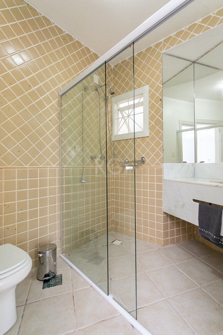 Casa à venda com 3 quartos, 288m² - Foto 4