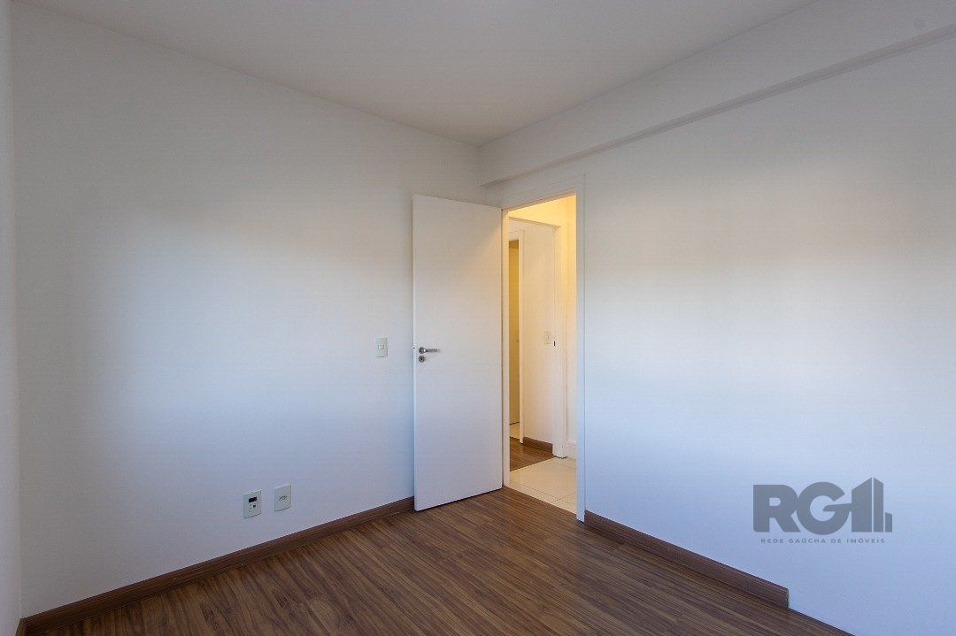 Apartamento à venda com 2 quartos, 64m² - Foto 22