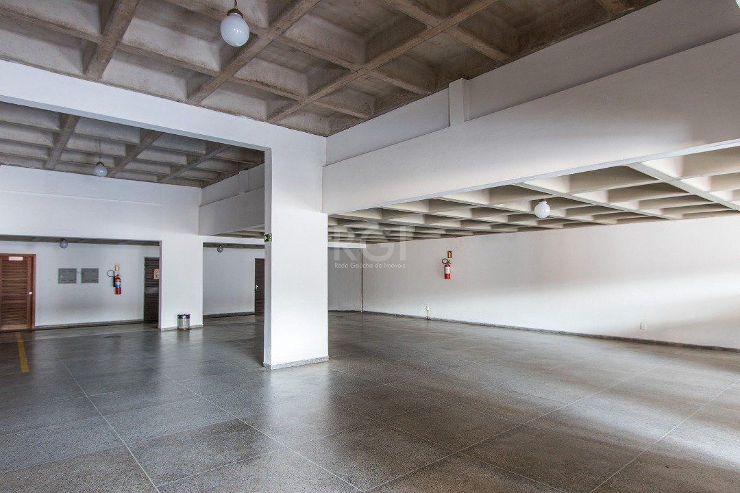 Conjunto Comercial-Sala à venda com 4 quartos, 193m² - Foto 26