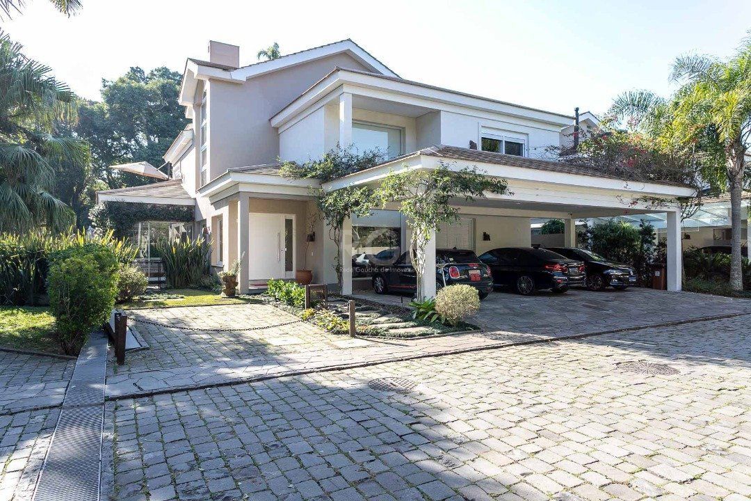 Casa Condominio para Venda - 588.62m², 4 dormitórios, sendo 4 suites, 5 vagas - Pedra Redonda