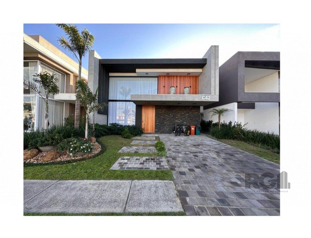 Casa de Condomínio à venda com 5 quartos, 325m² - Foto 1