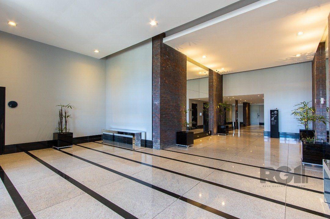 Apartamento à venda com 2 quartos, 70m² - Foto 24