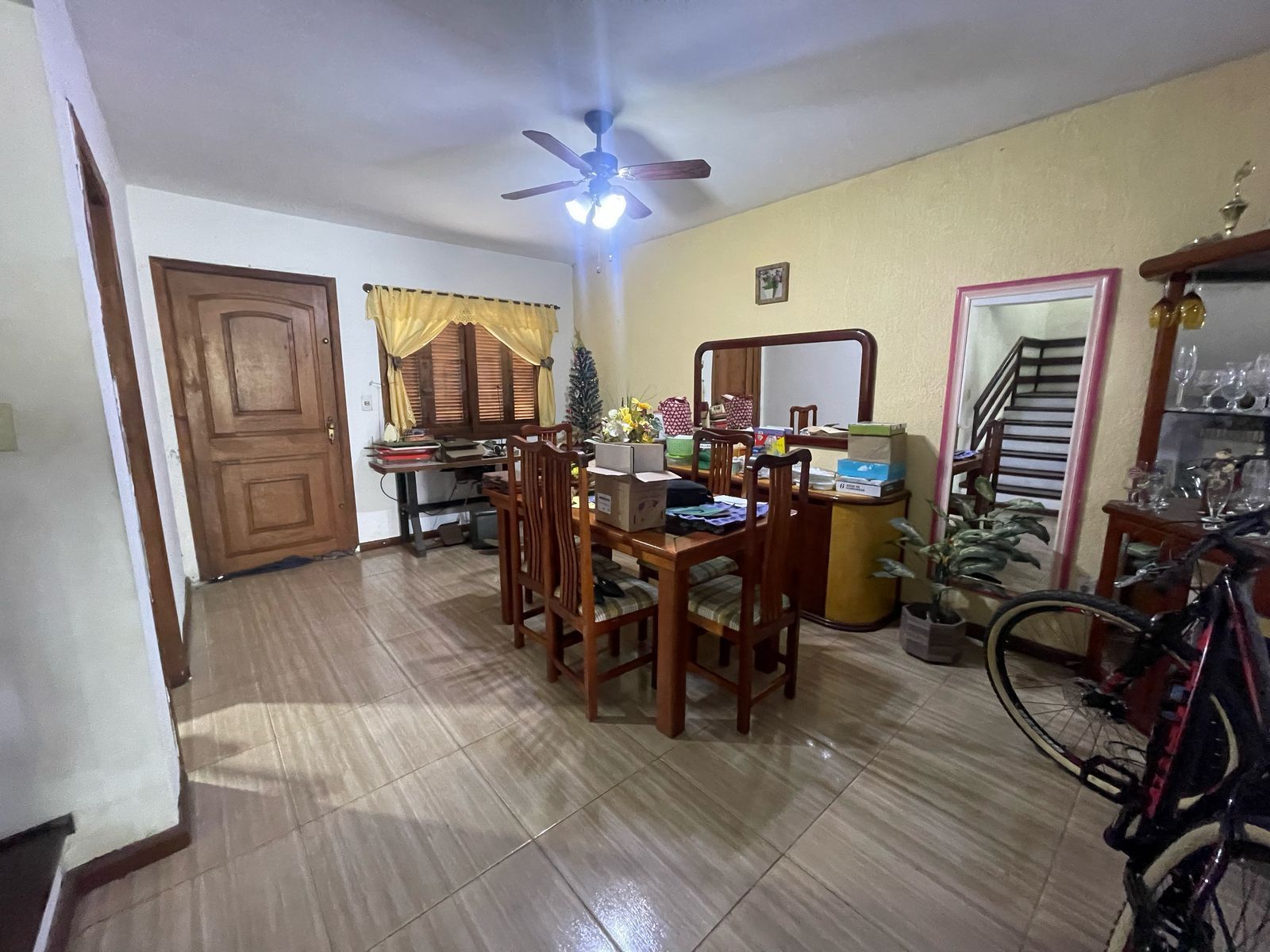 Casa à venda com 3 quartos, 257m² - Foto 4