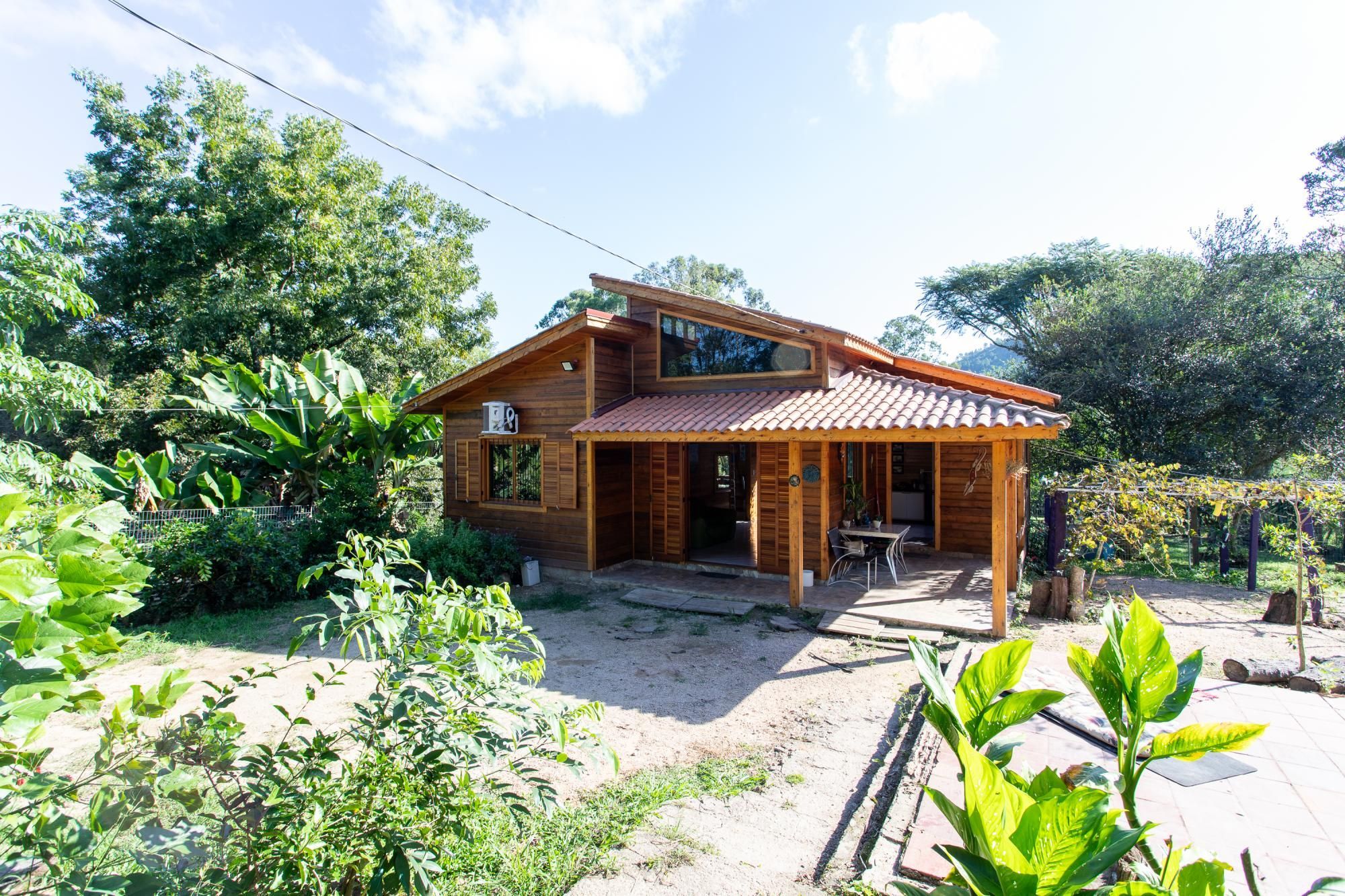 Sítio à venda com 1 quarto, 100m² - Foto 1