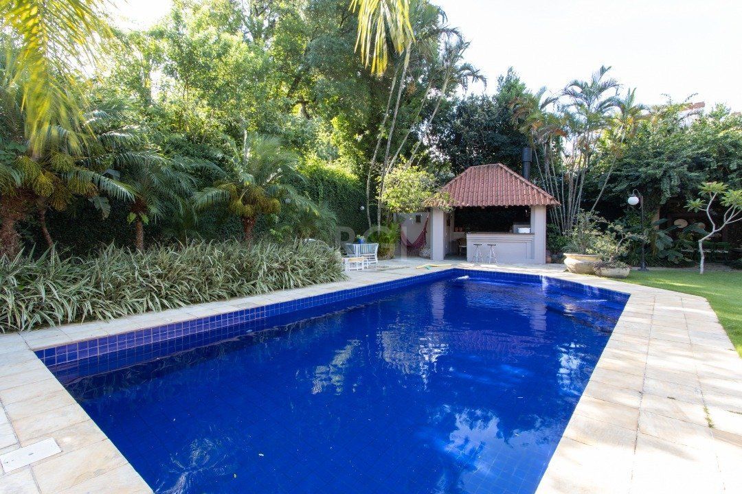 Casa de Condomínio à venda com 8 quartos, 1350m² - Foto 28
