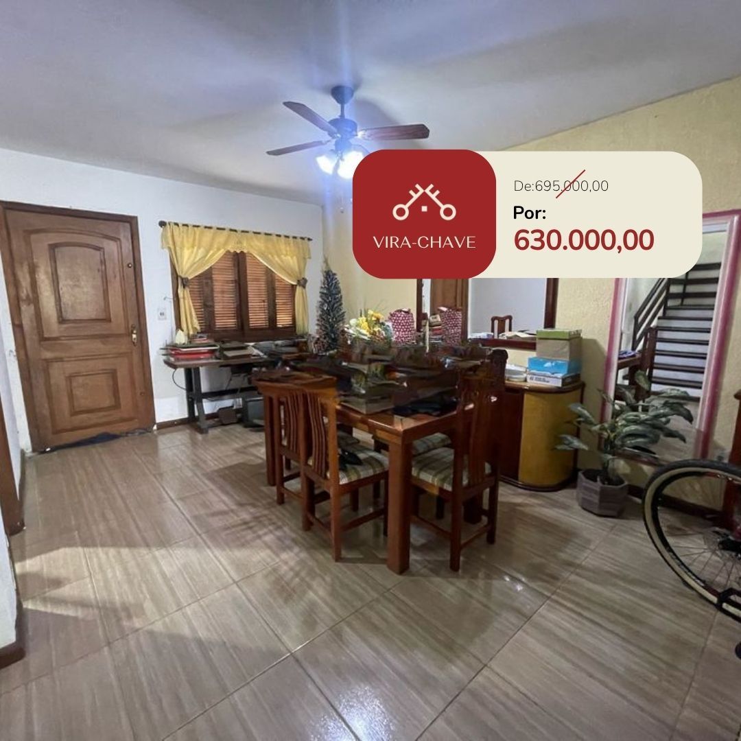 **Casa Residencial à Venda em Porto Alegre, Rio Grande do Sul**