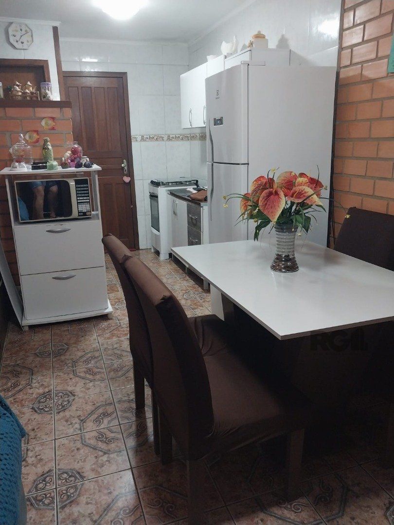 Sobrado à venda com 2 quartos, 42m² - Foto 6