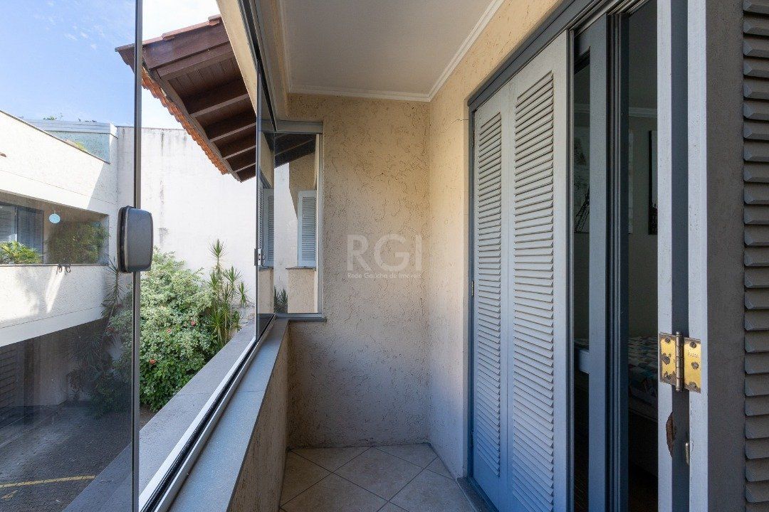 Casa de Condomínio à venda com 3 quartos, 197m² - Foto 30