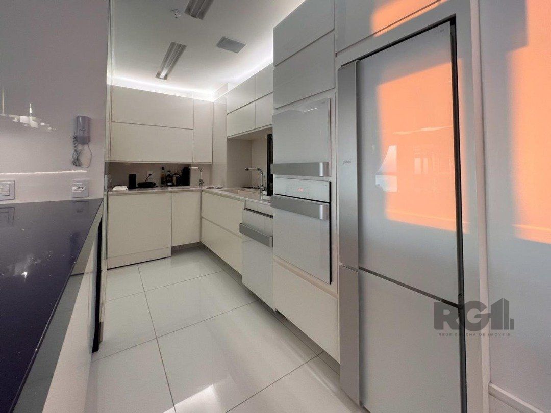 Apartamento à venda com 1 quarto, 112m² - Foto 25