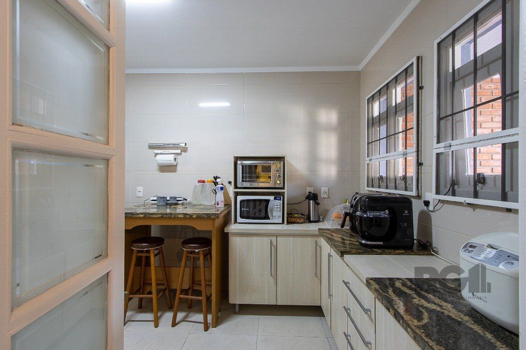 Casa de Condomínio à venda com 3 quartos, 217m² - Foto 17