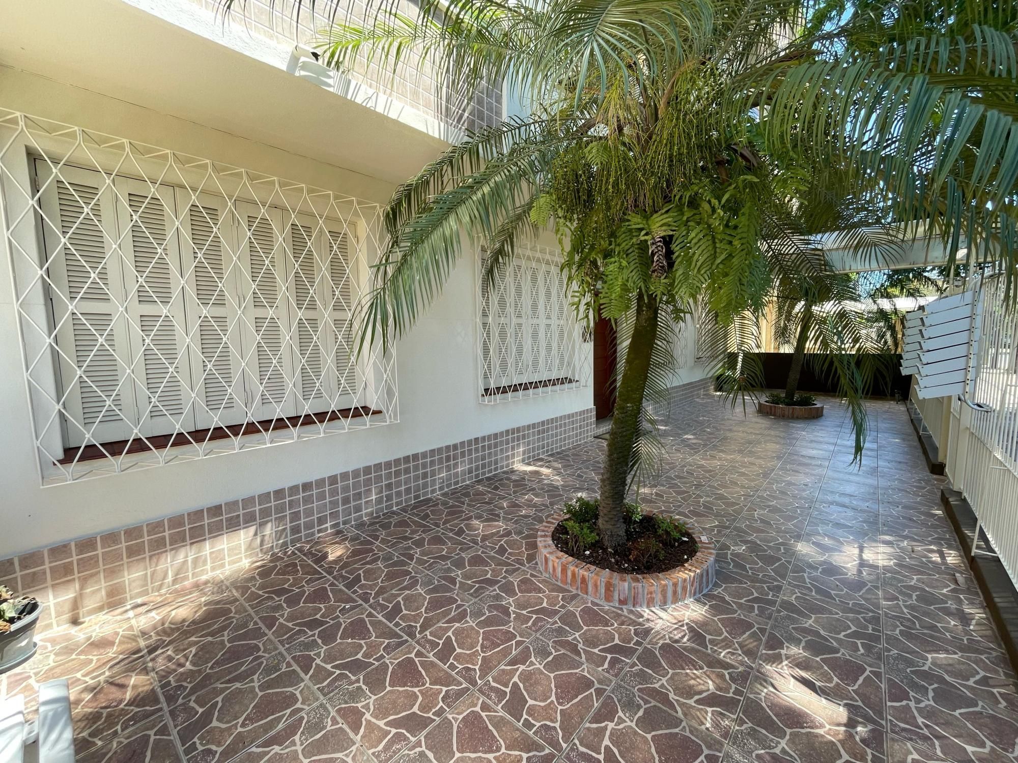 Apartamento à venda com 2 quartos, 83m² - Foto 2