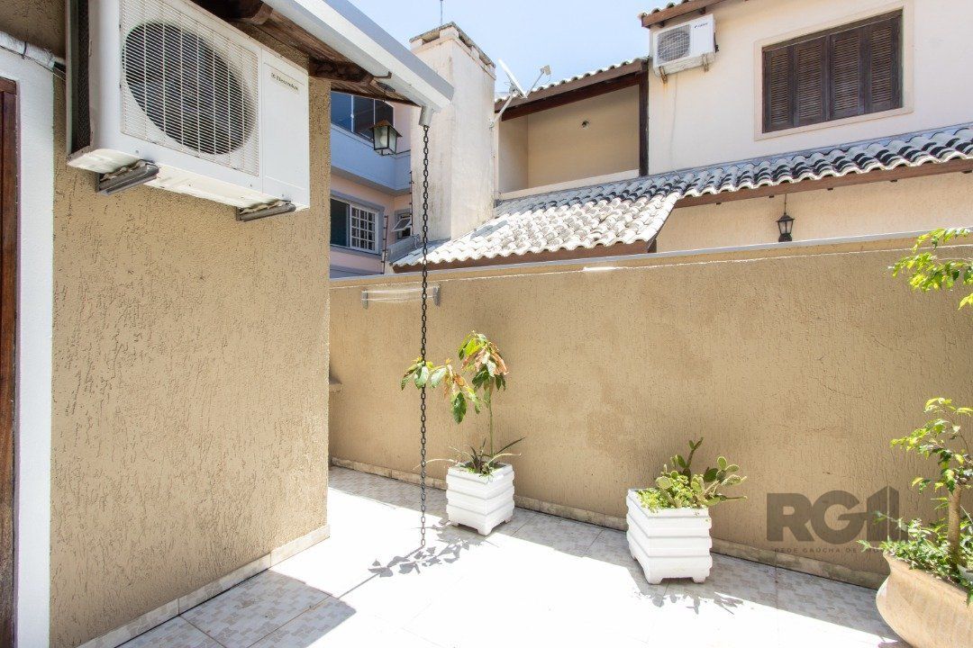 Casa à venda com 3 quartos, 139m² - Foto 12